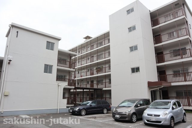 津田沼ハイツ２号棟