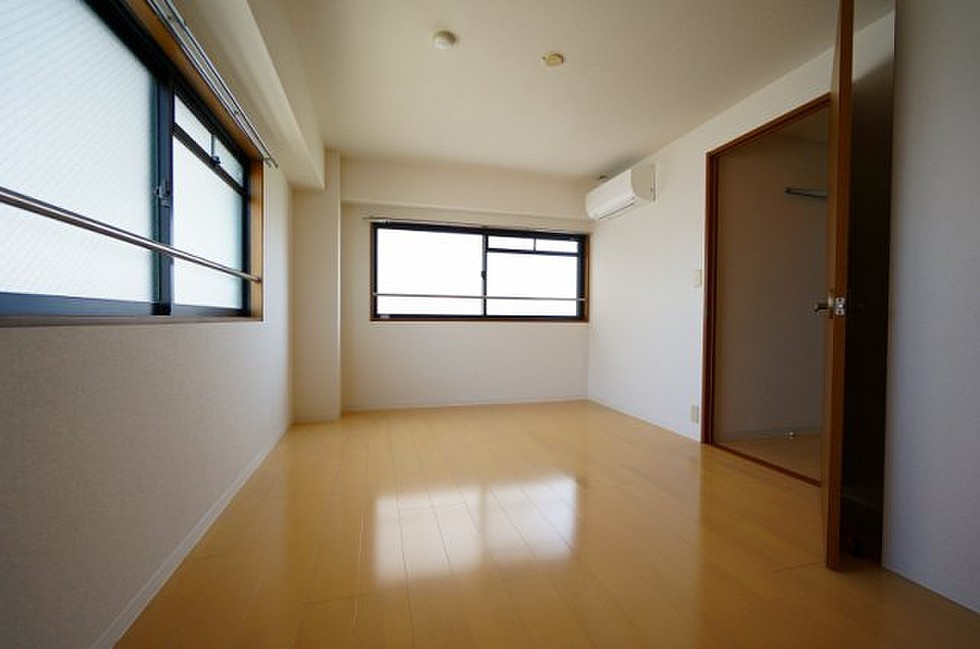 エトランゼ12【キャッシュバック対象物件】の洋室|きれいな洋室です