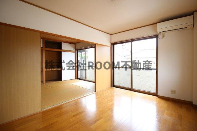 学校前コーポの居間・リビング|使いやすい居間です