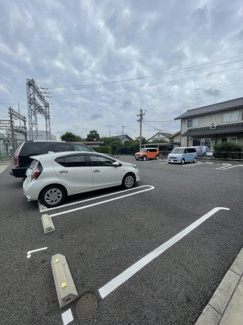 【駐車場】