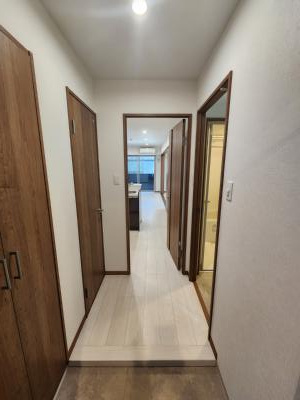 THE RESIDENCE 二条駅前（ザレジデンス二条駅前）の展望|玄関から～