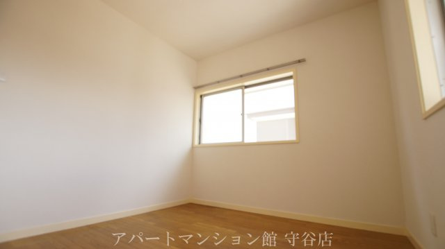 御所ケ丘５丁目Ｓ邸の洋室