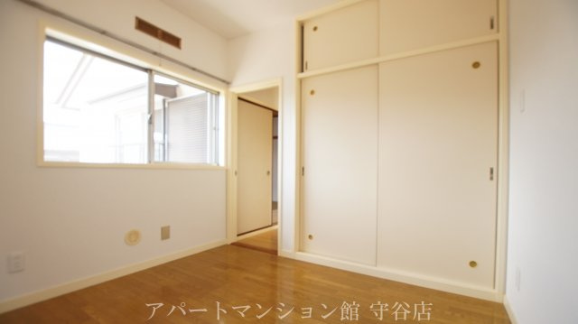 御所ケ丘５丁目Ｓ邸の洋室