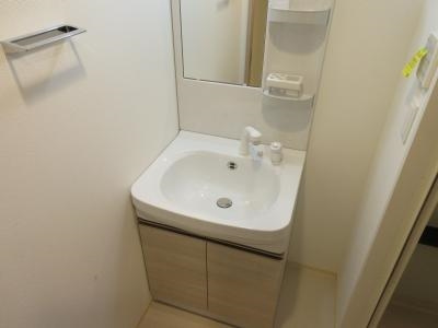 PIERIS GARDEN（ピエリス・ガーデン）の洗面所|独立洗面台