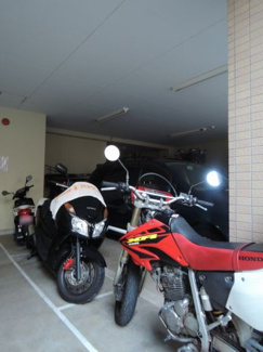 【その他共用部分】 | バイク置場です。