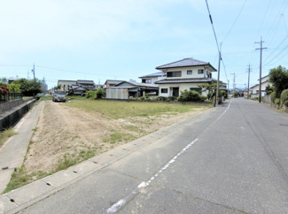 【外観】 | 岐阜市大菅北　新築建売全2棟　敷地ゆったり73～75坪　お車スペース4台以上可能！玄関吹き抜け開放的