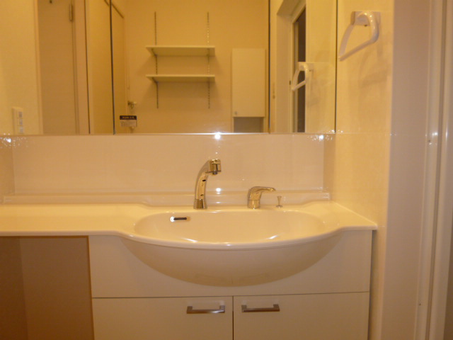 セブンシーズの独立洗面台|洗髪洗面化粧台