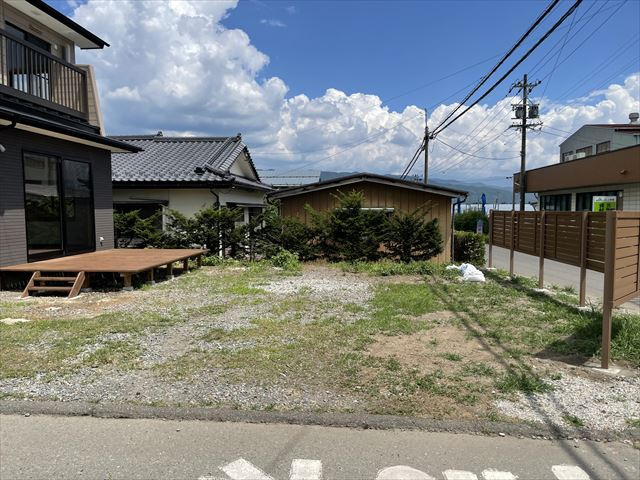 みちガエル家・中箕輪Aの駐車場