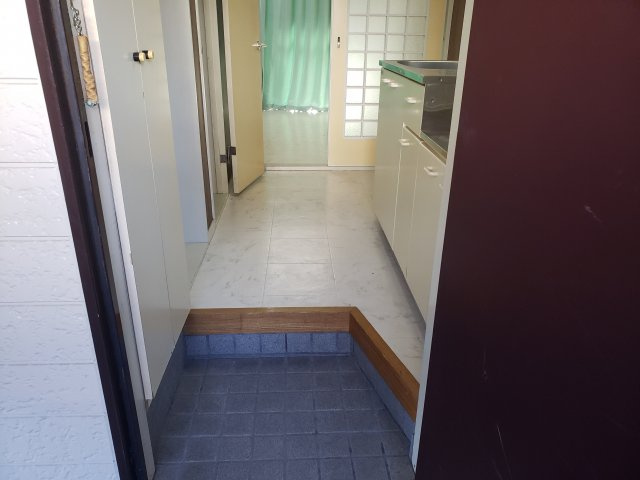 ローリエ霞ヶ丘の玄関|シューズボックス付☆神戸市垂水区　ローリエ霞ヶ丘　賃貸☆