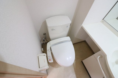 【トイレ】 | アヴァンセクール京橋南