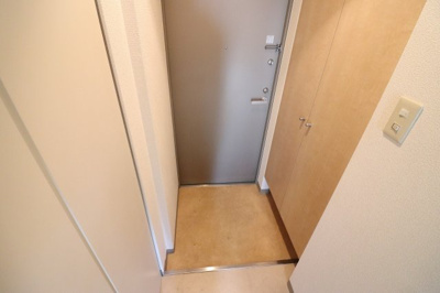 【玄関】 | アヴァンセクール京橋南