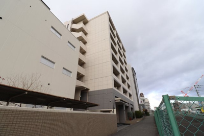 【外観】 | アヴァンセクール京橋南