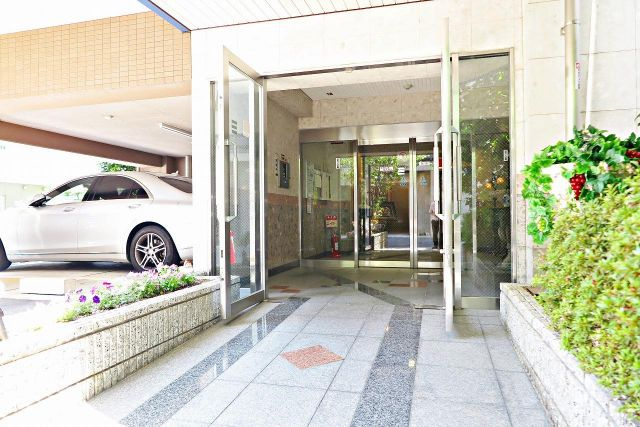 グランシャリオの周辺