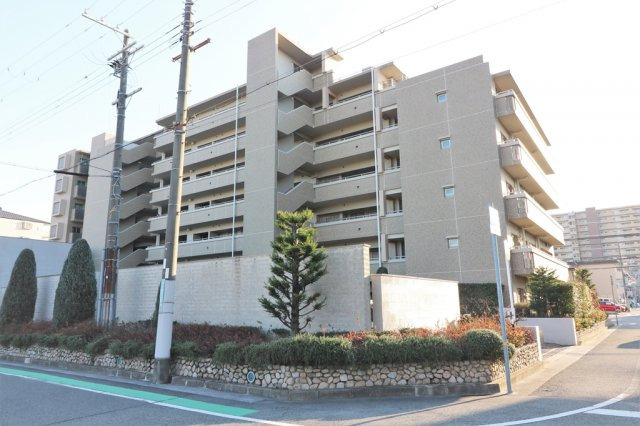 ローレルスクエア甲子園壱番館の外観|物件の外観です