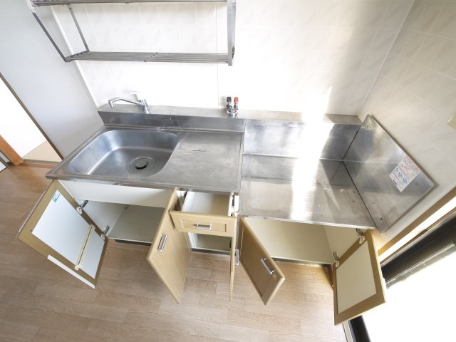 エクレール平城Dのキッチン