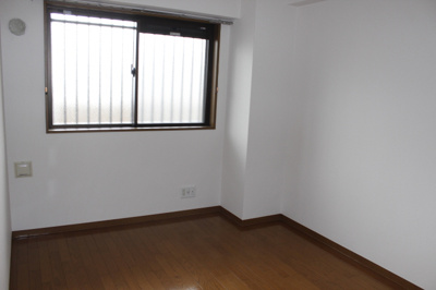 【洋室】 | ディンプル宇津木