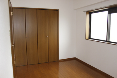 【洋室】 | ディンプル宇津木