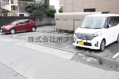 【駐車場】 | ディンプル宇津木