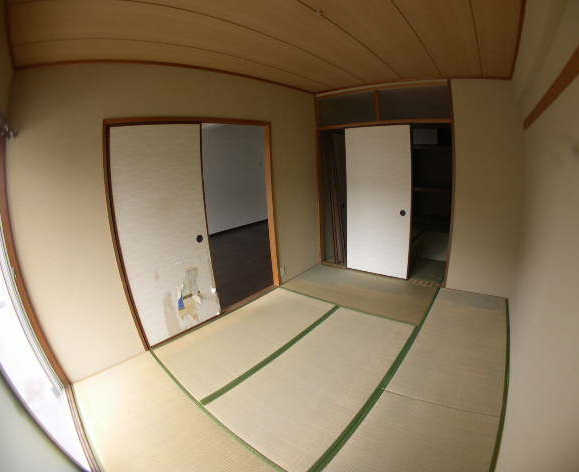 東大阪市友井５丁目の賃貸マンションの寝室