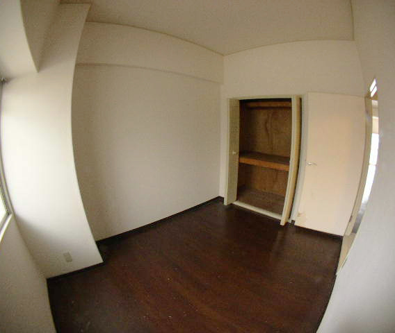 東大阪市友井５丁目の賃貸マンションの収納