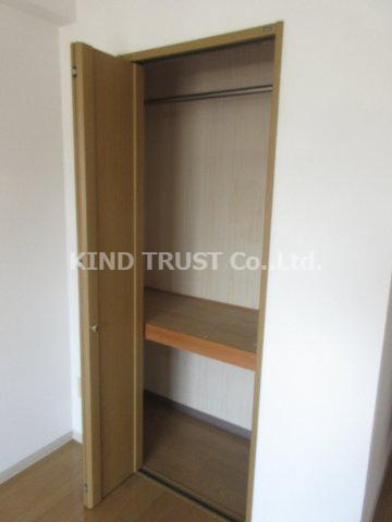 中津栄マンションの収納|便利な収納スペースです