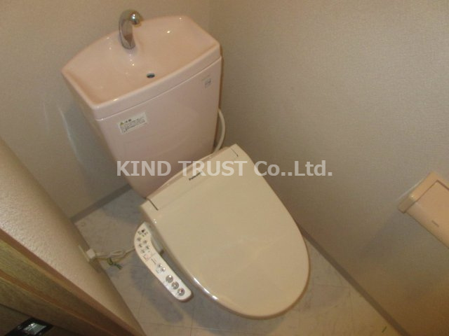 中津栄マンションのトイレ|コンパクトで使いやすいトイレです