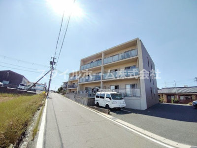 【外観】 | ドゥソール | 外はこのようになっています