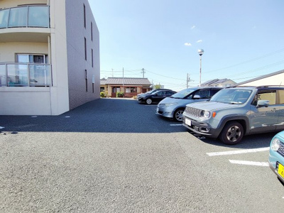 【駐車場】 | ドゥソール | カースペースがあります