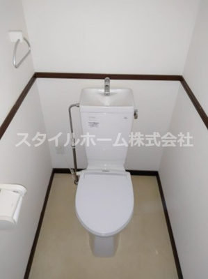 【トイレ】 | ドゥソール | 落ち着いた色調のトイレです