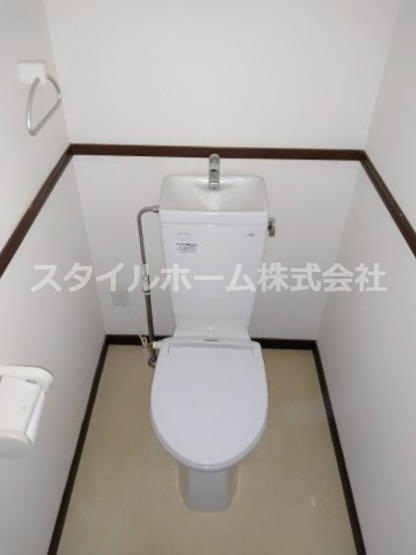 【トイレ】 | ドゥソール | 落ち着いた色調のトイレです
