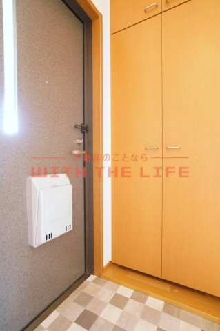 プリマヴェーラ【キャッシュバック対象物件】の玄関|落ち着いた玄関です