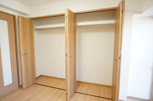 【収納】 | トラパレス | リビングクローゼット