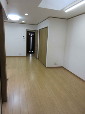 【洋室】 | 桃山町伊賀