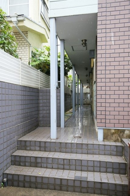 フラット南町のエントランス
