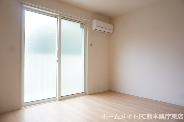 ホワイトローズⅠの洋室