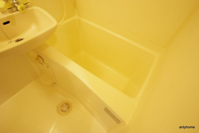 エスリード新大阪第8　仲介手数料無料の浴室