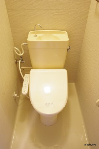 エスリード新大阪第8　仲介手数料無料のトイレ