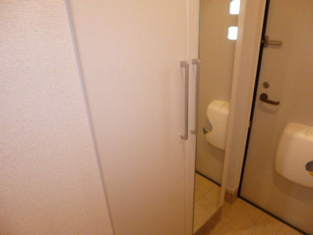 カーサルチオＢの玄関|シューズボックス