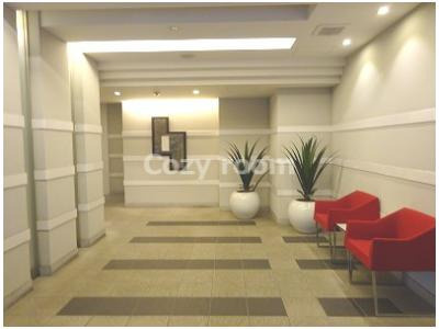 【ロビー】 | プラウドフラット新大阪 | ゆとりのあるロビーです