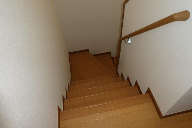 カーサ・ミモザの内装|階段