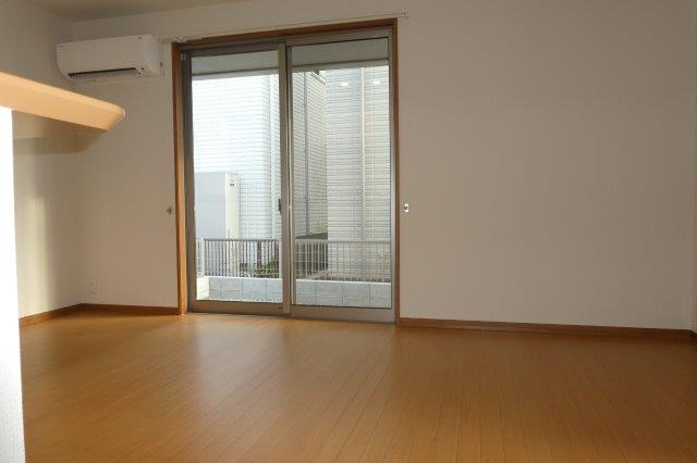 カーサ・ミモザの居間・リビング