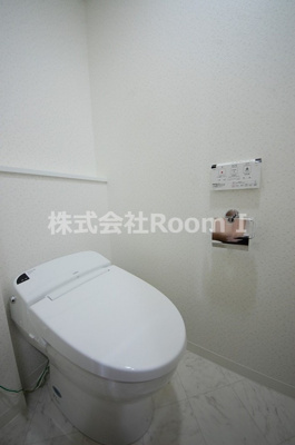 【トイレ】 | ヴィラ・リヴィエール | コンパクトで使いやすいトイレです