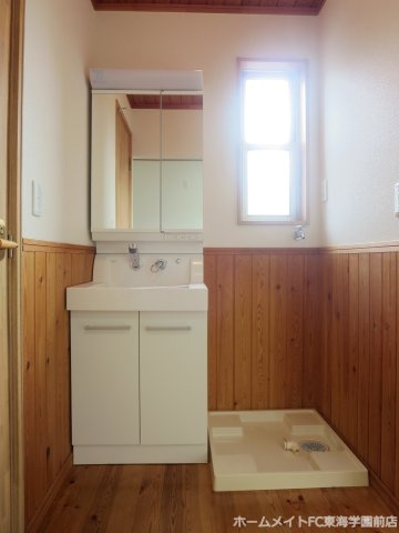 リーベンハウスＺ　８番館の独立洗面台