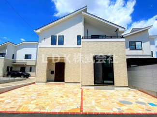 【外観】 | 注文住宅にて建築したお洒落な外観の建物です。