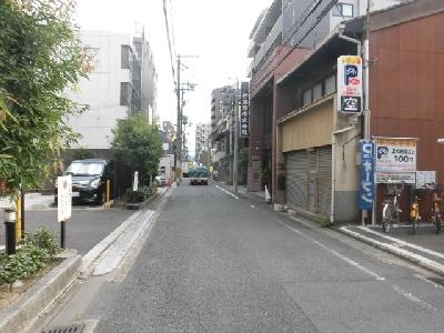 ウエスティ烏丸の周辺|前面道路