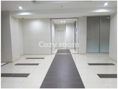 【エントランス】 | リッツ新大阪 | エントランスです