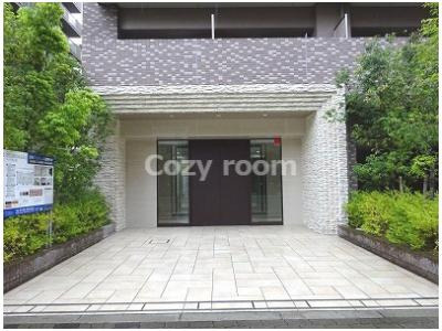 【エントランス】 | リッツ新大阪 | 毎日通るエントランスはこのようになっています