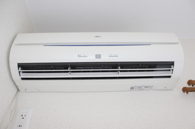 【設備】 | サンリット・レジデンス | エアコン