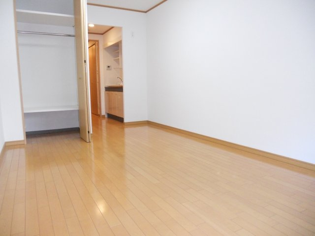 レジーナ錦小路の子供部屋|陽当り良好