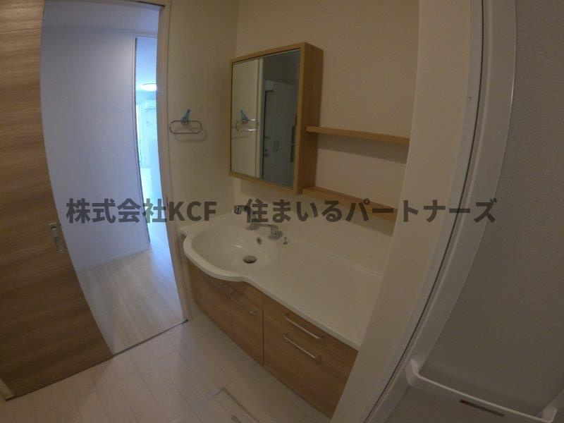 ルピナ梅満の洗面所|コンパクトで使いやすい洗面所